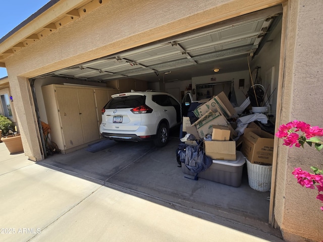 804 W Hess Ave, Coolidge, AZ 85128 - garage with concrete driveway
