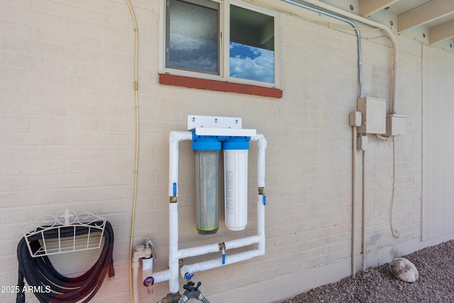 8425 E Hawthorne St, Tucson, AZ 85710 - exterior view