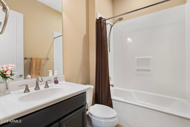 2285 E Mead Dr, Gilbert, AZ 85298 - full bath featuring toilet, shower / tub combo with curtain, and vanity