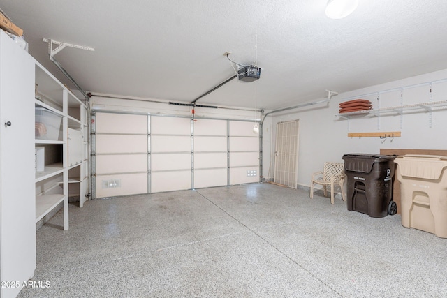 9128 W Kimberly Way, Peoria, AZ 85382 - garage featuring a garage door opener