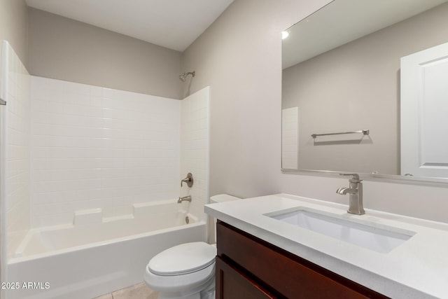2000 N 36th St Unit 19, Phoenix, AZ 85008 - full bathroom featuring vanity and shower / bath combination