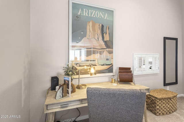 living area with carpet floors