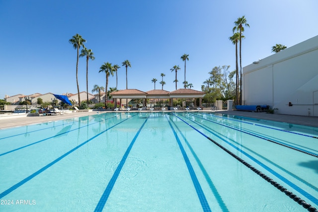 view of swimming pool