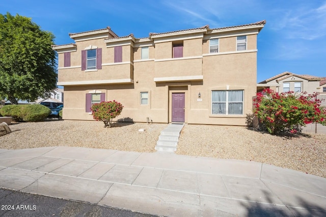 view of front of house