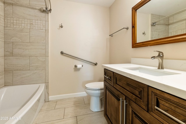 bathroom featuring shower / washtub combination, baseboards, vanity, and toilet