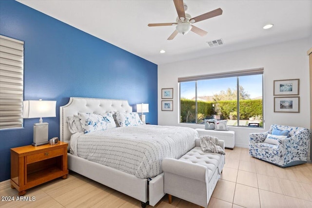 bedroom featuring ceiling fan