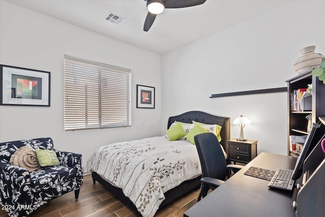 bedroom featuring ceiling fan