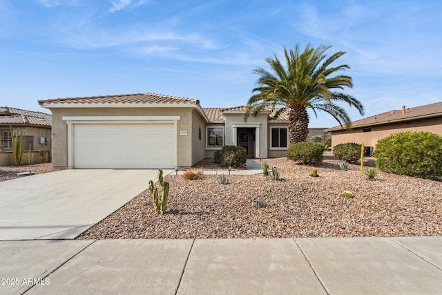 view of front facade with a garage