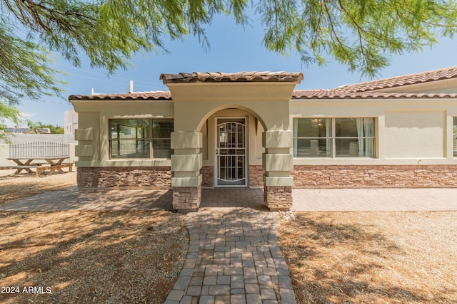 view of front of home