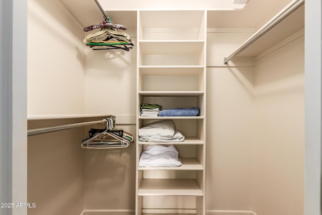 2105 S Zinnia Ave Unit 468, Mesa, AZ 85209 - view of walk in closet
