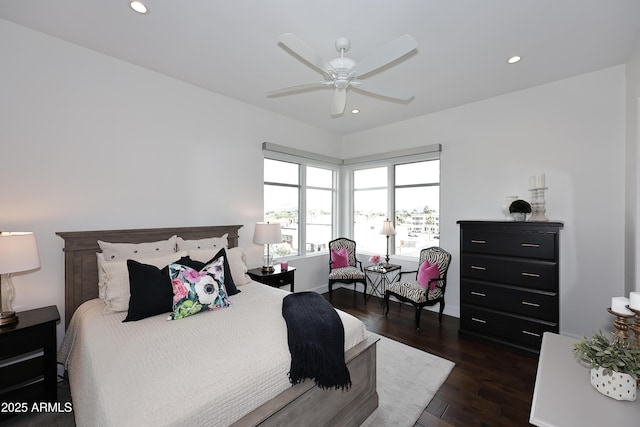 bedroom with recessed lighting, dark wood finished floors, and ceiling fan