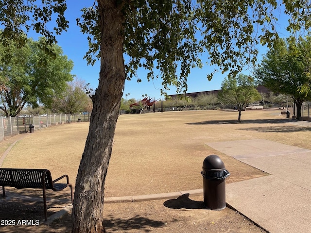 8326 E Valley View Rd, Scottsdale, AZ 85250 - view of yard