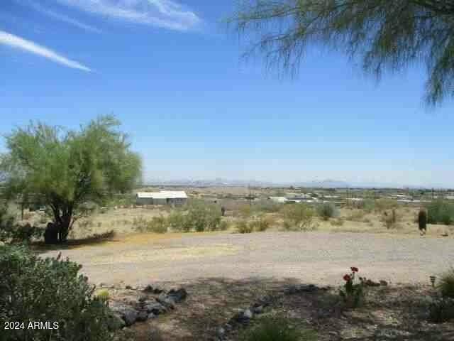 Listing photo 2 for 2500 W Sunrise Dr -, Unit Phoenix AZ 85041