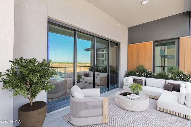 19355 N 73rd Way Unit 4002, Scottsdale, AZ 85255 - balcony featuring outdoor lounge area