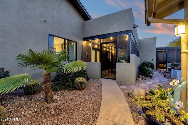 15019 N Mayflower Dr, Fountain Hills, AZ 85268 - entrance to property featuring stucco siding