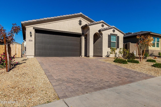 view of front facade with a garage