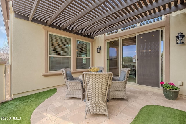 view of patio featuring a pergola