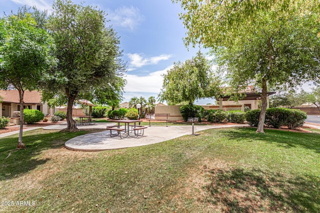 8140 N 107th Ave Unit 287, Peoria, AZ 85345 - view of grassy yard