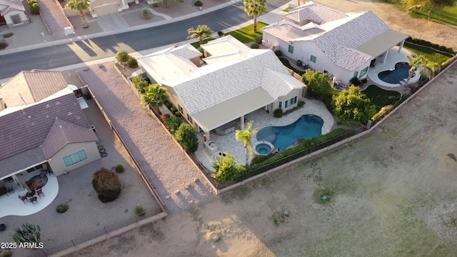 birds eye view of property featuring a residential view