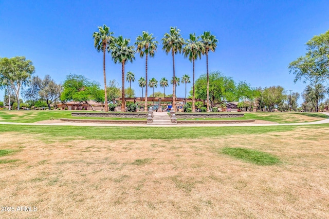 4323 S Ranger Trl, Gilbert, AZ 85297 - view of home's community with a yard