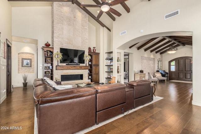 5039 S 158th St, Gilbert, AZ 85298 - living room with visible vents, arched walkways, ceiling fan, and high vaulted ceiling