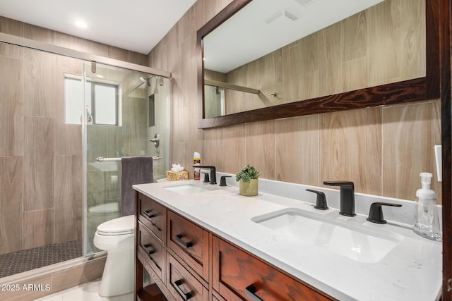 12821 N 67th St, Scottsdale, AZ 85254 - full bath with a shower stall, toilet, and double vanity
