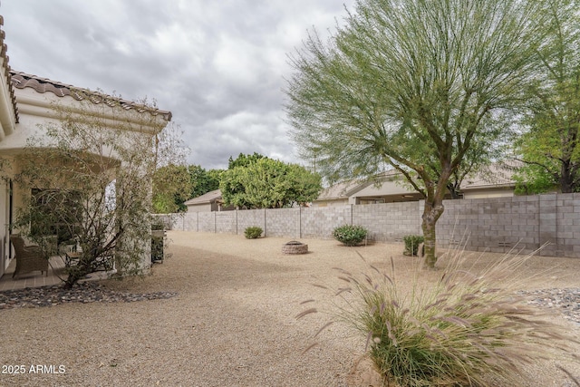 view of yard featuring a fenced backyard