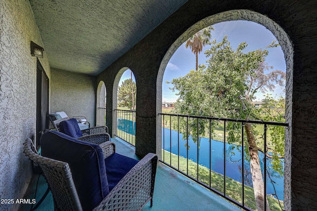 2524 S El Paradiso Dr Unit 82, Mesa, AZ 85202 - balcony featuring a water view