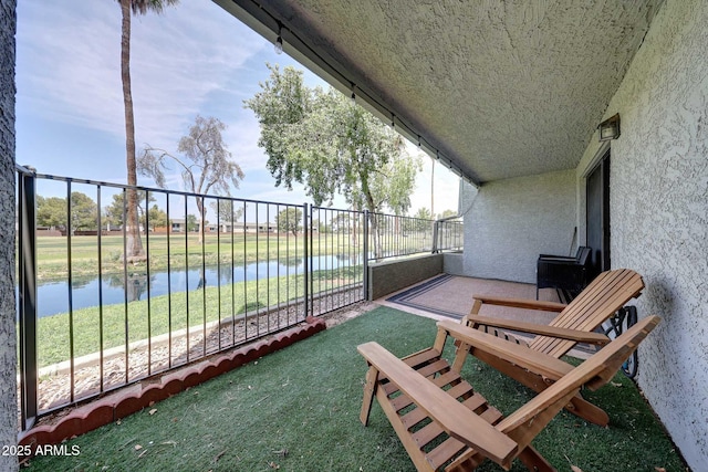 2524 S El Paradiso Dr Unit 82, Mesa, AZ 85202 - view of patio / terrace with a water view
