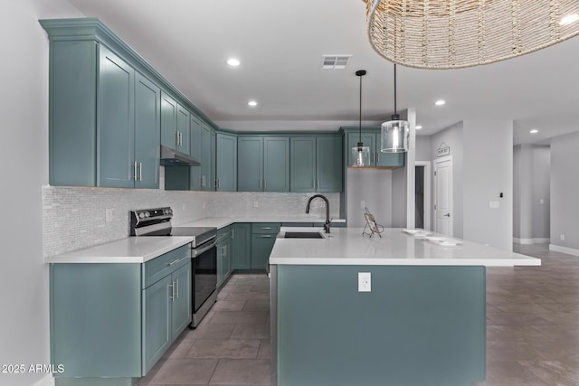 1724 N Main Dr, Apache Junction, AZ 85120 - kitchen featuring stainless steel range with electric stovetop, a sink, under cabinet range hood, backsplash, and recessed lighting
