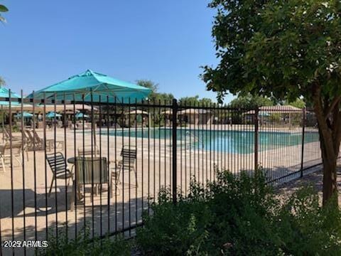 view of swimming pool