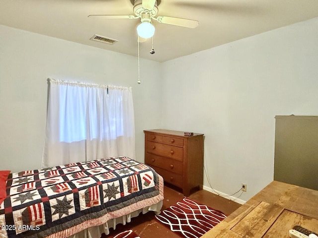 9495 E Marilyn Ln, Dewey, AZ 86327 - bedroom featuring ceiling fan