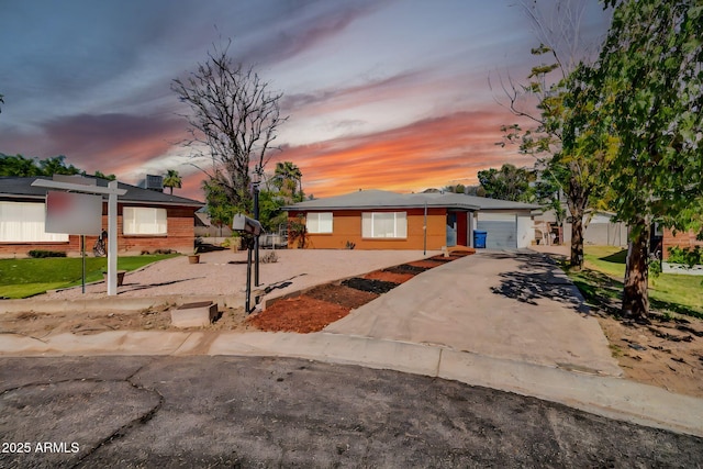 7039 N 15th St, Phoenix, AZ 85020 - single story home with a garage and driveway