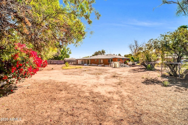7039 N 15th St, Phoenix, AZ 85020 - view of yard with a patio area and fence