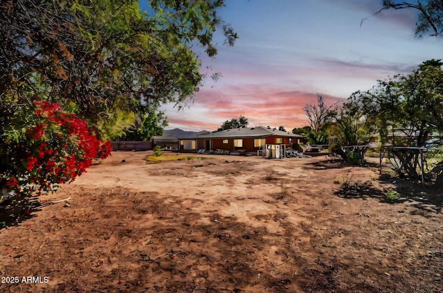 7039 N 15th St, Phoenix, AZ 85020 - view of yard