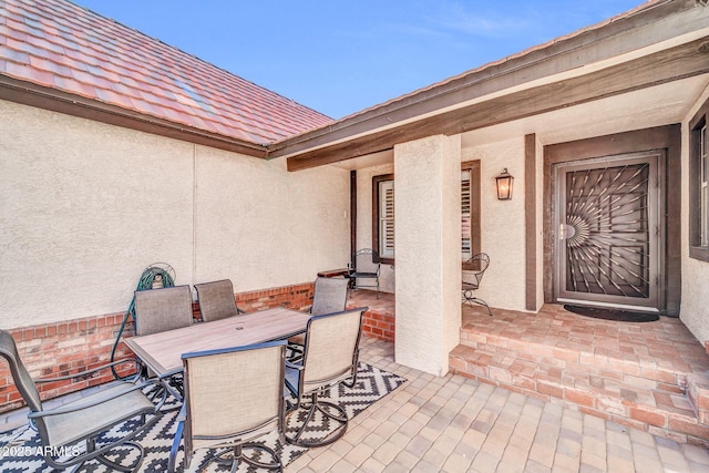 6708 W Utopia Rd, Glendale, AZ 85308 - view of patio featuring outdoor dining space