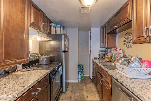 860 E Brown Rd Unit 25, Mesa, AZ 85203 - kitchen featuring stainless steel dishwasher, black / electric stove, under cabinet range hood, and light stone countertops