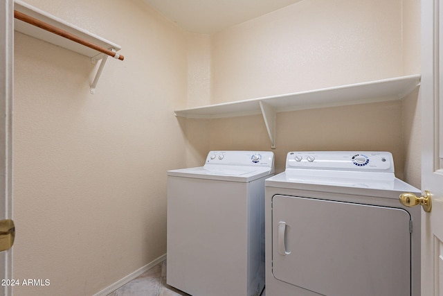 laundry room featuring washer and dryer