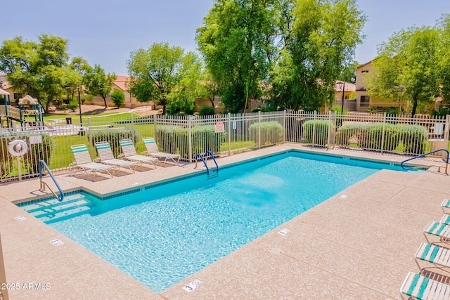 931 S Racine Ln, Gilbert, AZ 85296 - community pool with a patio