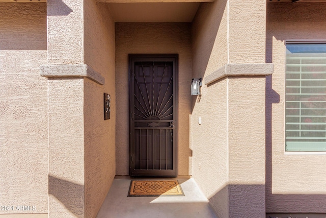 view of entrance to property