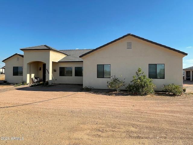 view of front of house featuring a patio area