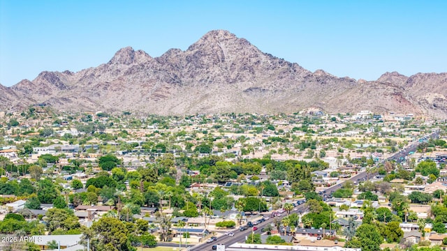6819 N 10th Pl, Phoenix, AZ 85014 - view of mountain background