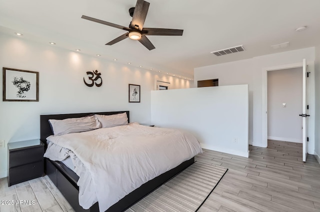 bedroom featuring ceiling fan