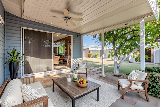 2145 W Cholla St, Phoenix, AZ 85029 - sunroom / solarium with ceiling fan and an outdoor living space
