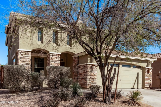 view of front of home featuring a garage