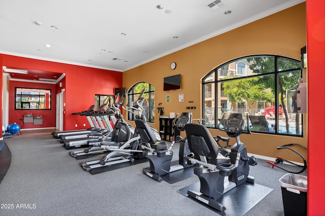 gym with recessed lighting, visible vents, crown molding, and baseboards