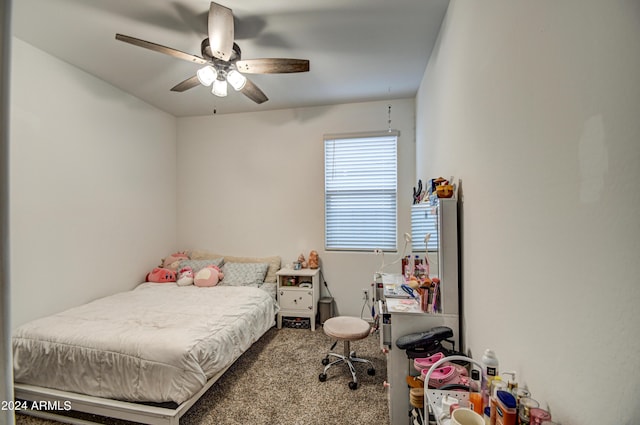 carpeted bedroom featuring a ceiling fan