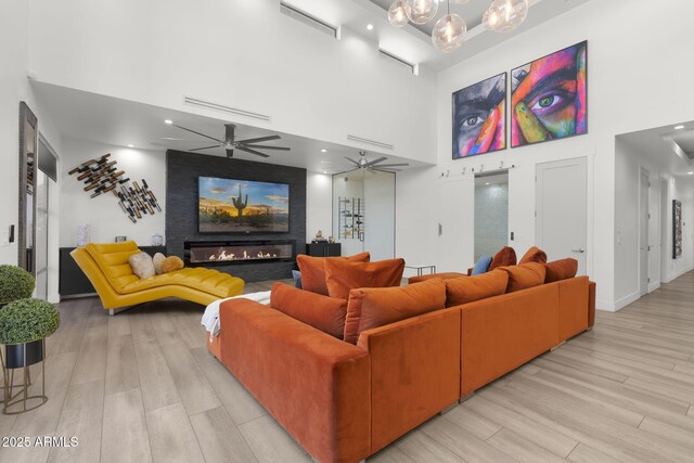 1807 E Campbell Ave, Phoenix, AZ 85016 - building lobby with a towering ceiling and recessed lighting