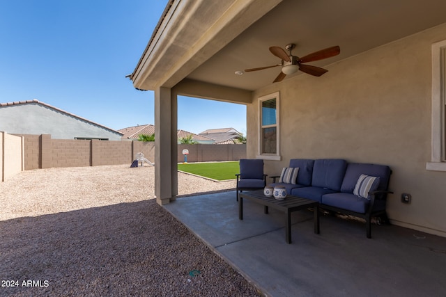 view of patio featuring ceiling fan and outdoor lounge area