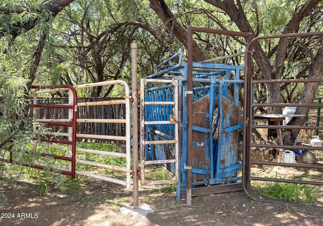 view of outdoor structure